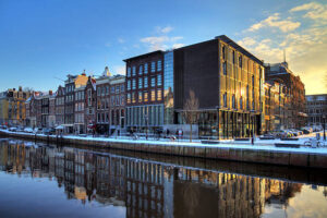 Leia mais sobre o artigo Casa de Anne Frank: um dos lugares mais marcantes de Amsterdam