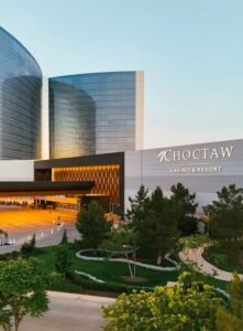 Leia mais sobre o artigo Transfer Brasileiro em Choctaw Casino Resort – Dallas com motorista brasileiro (uma experiência que lembra Las Vegas)