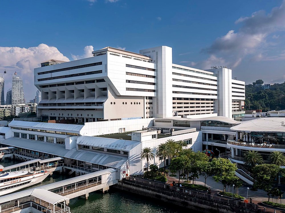 Complexo de HarbourFront com terminal de balsas