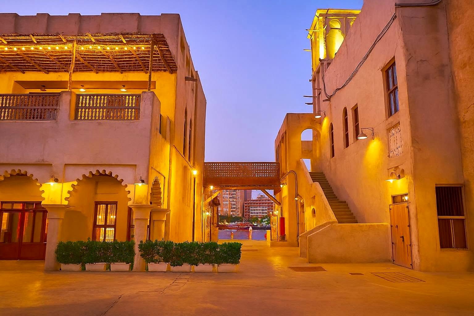 Bairro histórico Al Fahidi às margens do Dubai Creek