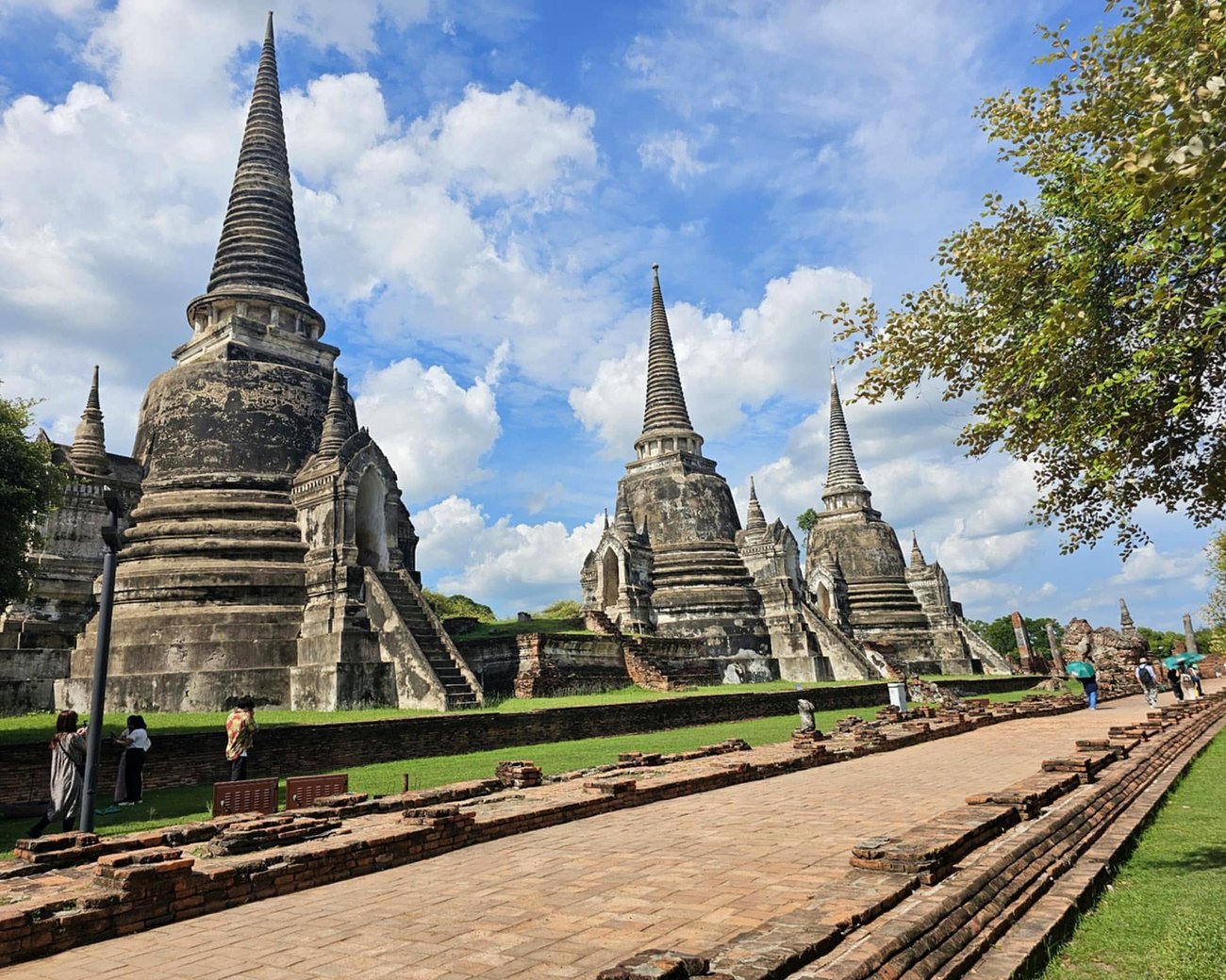 Ruínas do templo Wat Phra Si Sanphet em Ayutthaya, na Tailândia