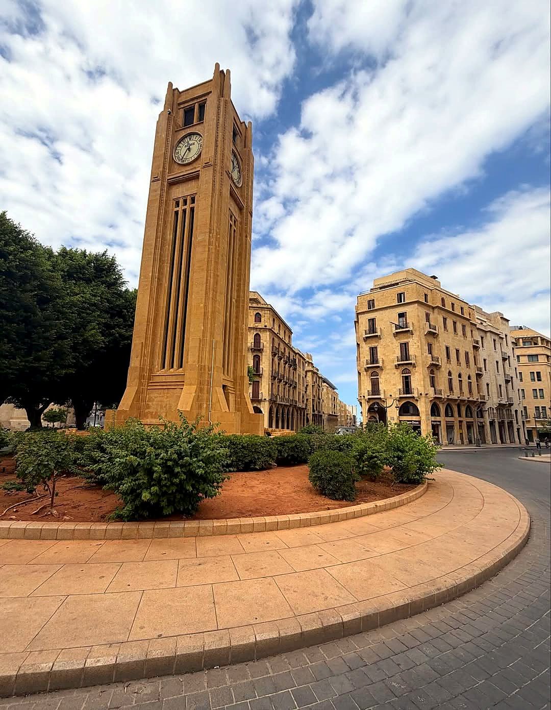 Torre do Relógio da Praça Nejmeh no centro de Beirute