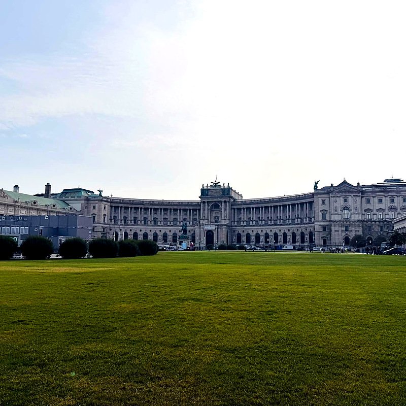 Neue Burg, ala do Palácio de Hofburg, vista dos jardins da Heldenplatz