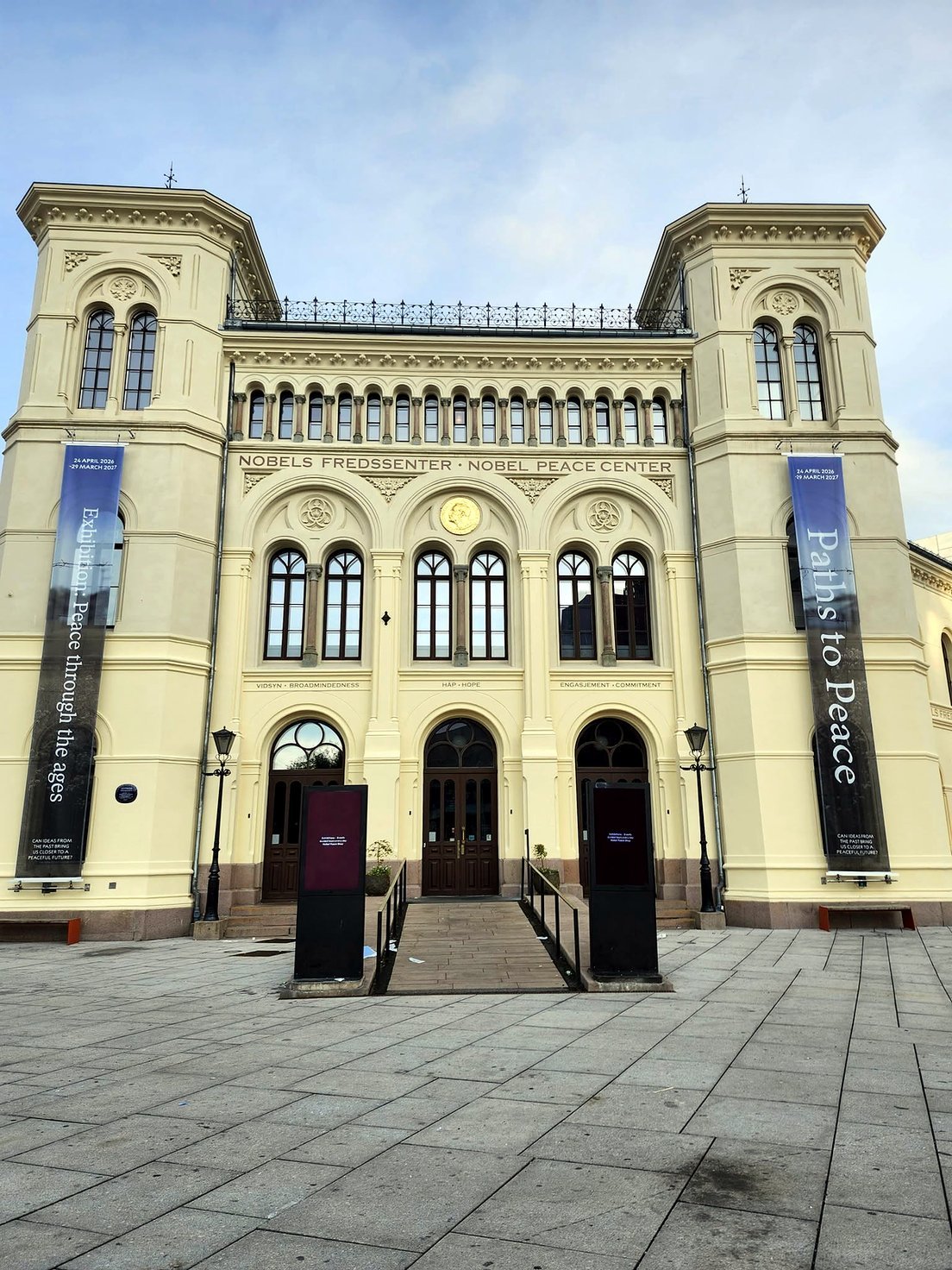 Fachada do Centro Nobel da Paz em Oslo
