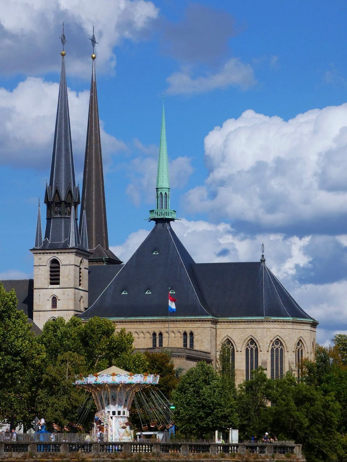 Torres da Catedral de Notre-Dame de Luxemburgo