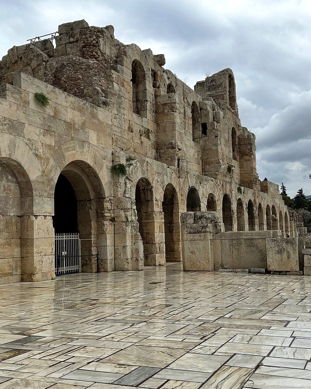 Odeon de Herodes Ático, aos pés da Acrópole