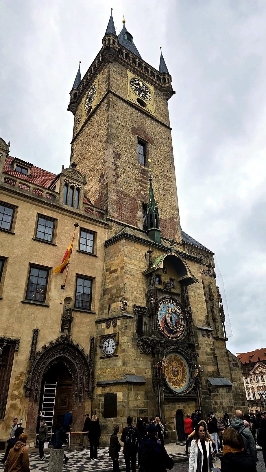 Torre da Prefeitura Antiga com o Relógio Astronômico de Praga
