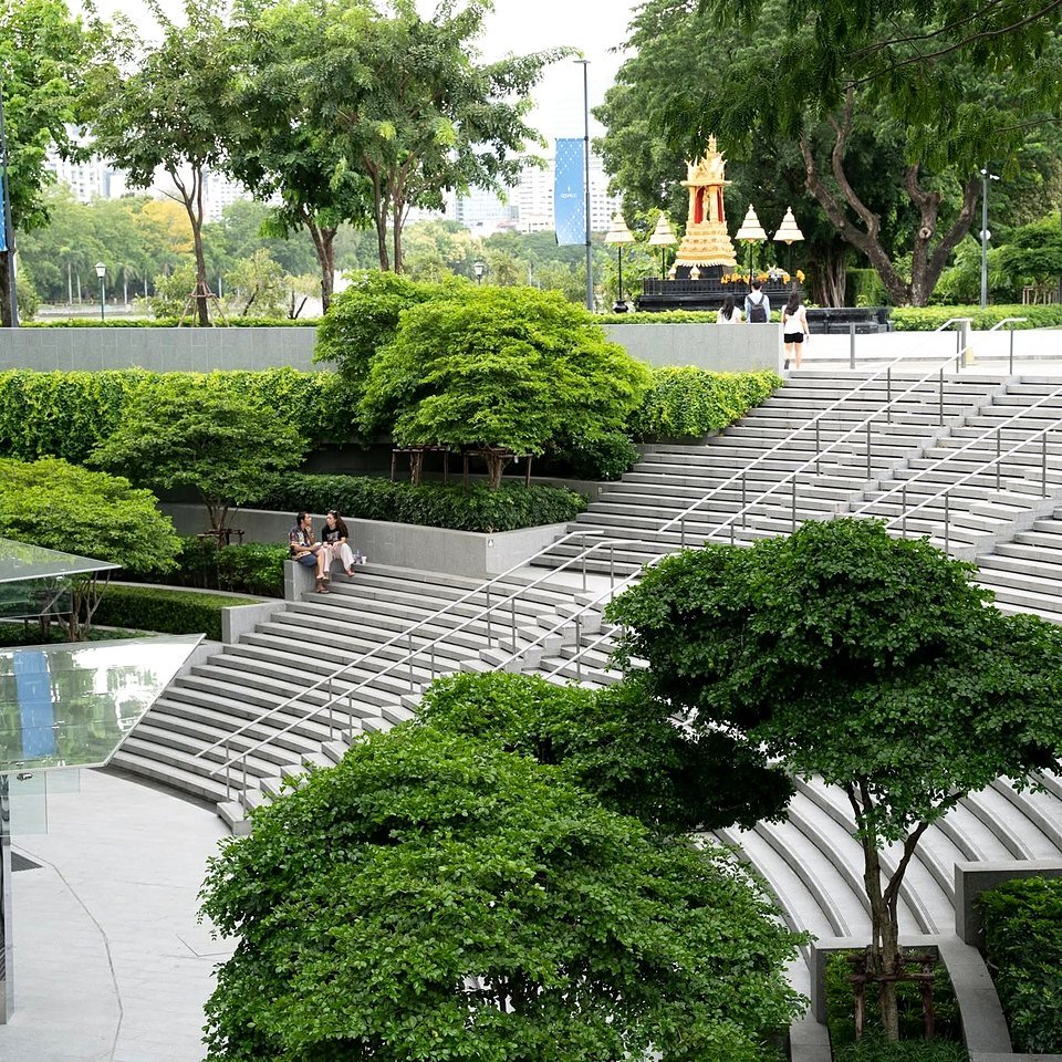 Área externa do Queen Sirikit National Convention Center, em Bangkok