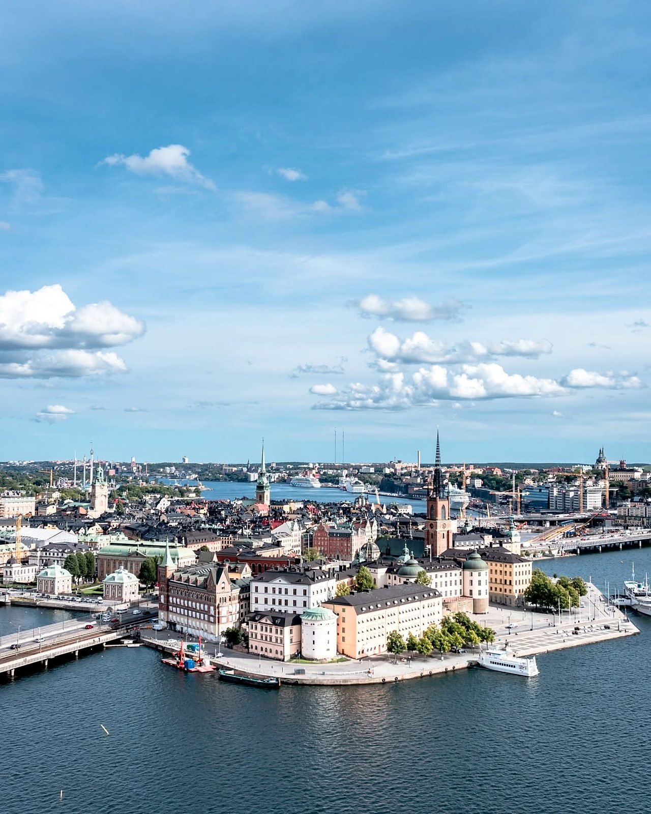 Vista aérea de Gamla Stan e da ilha de Riddarholmen em Estocolmo