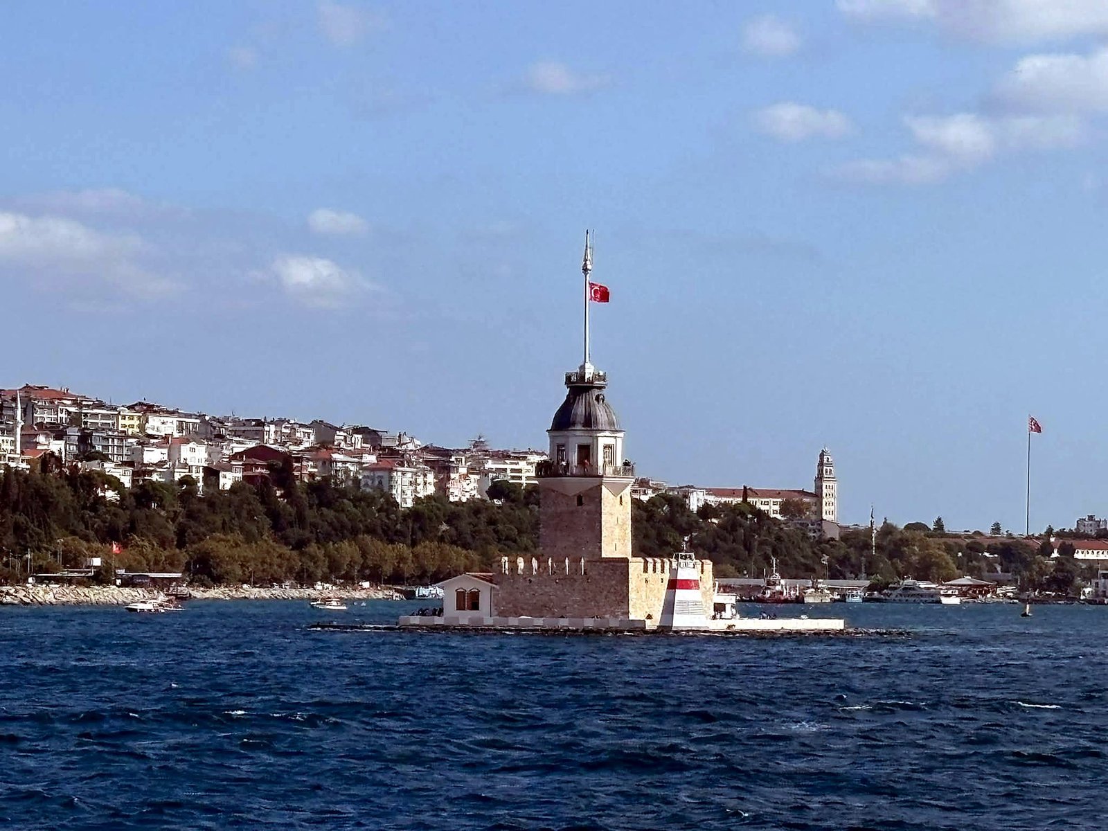 Torre da Donzela, Kız Kulesi, em uma ilhota no Bósforo diante de Üsküdar