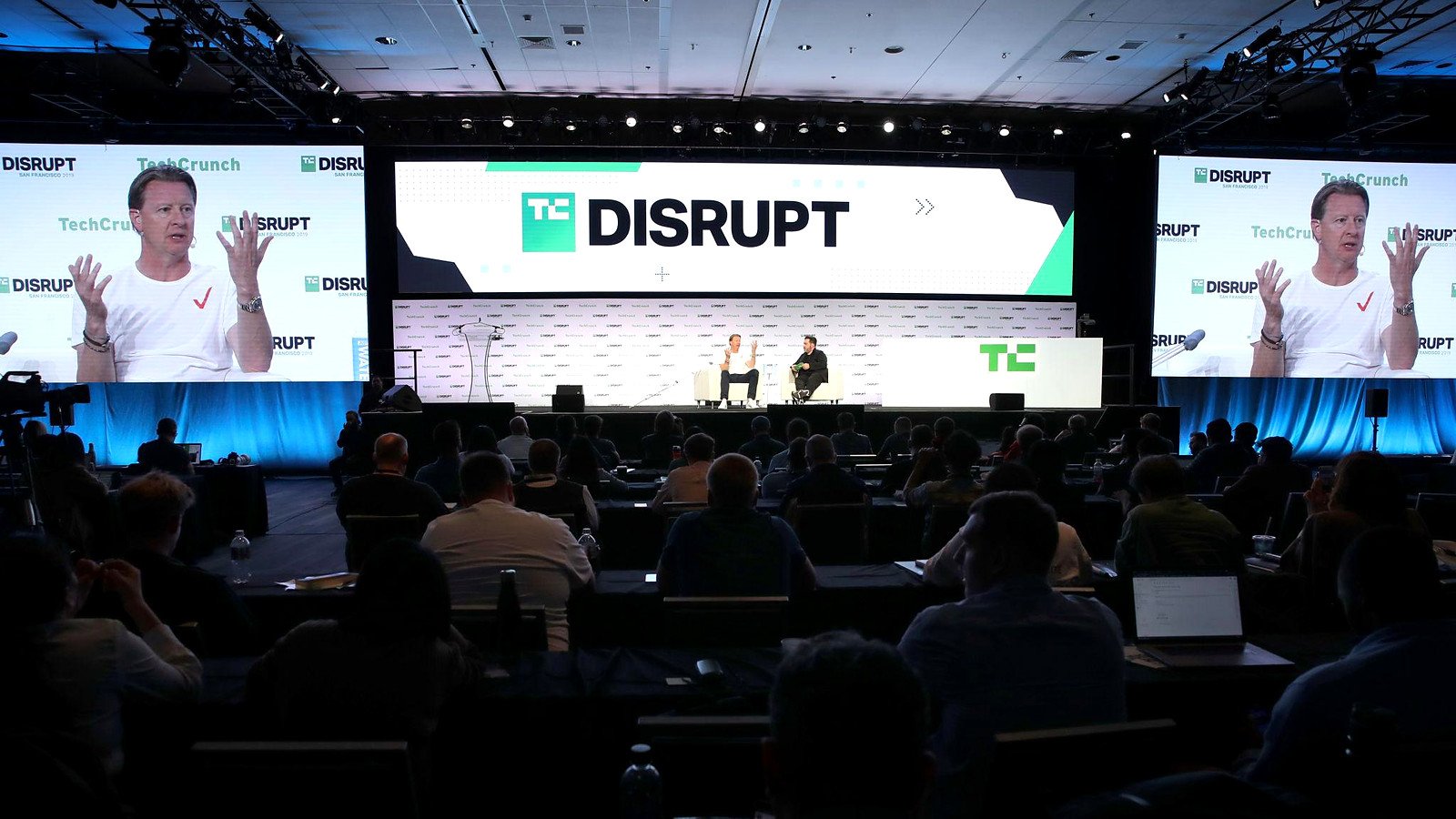 Palco principal do TechCrunch Disrupt em San Francisco