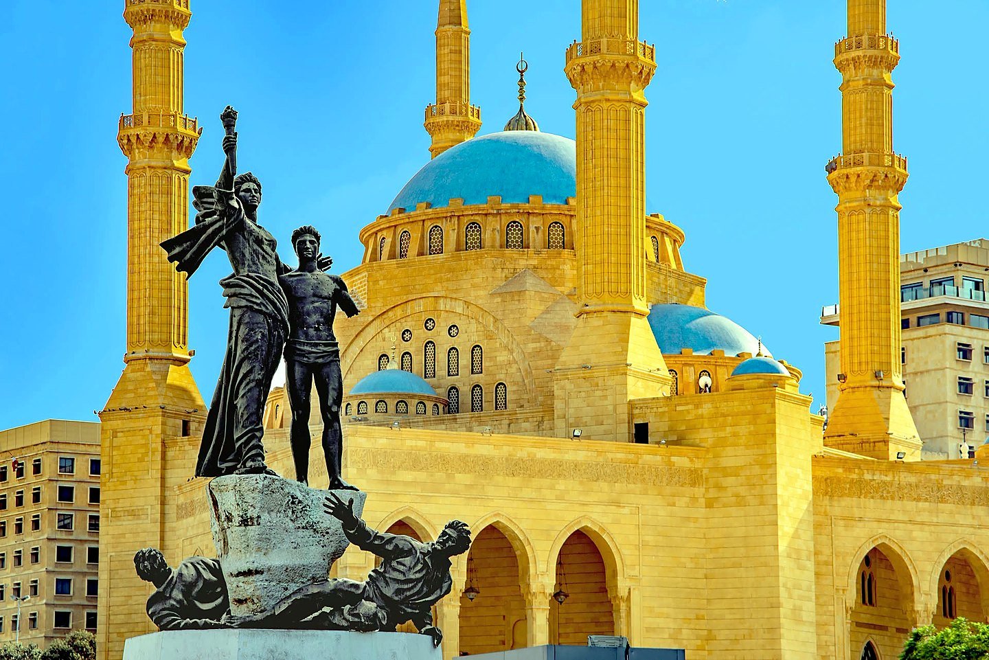 Estátua dos Mártires e Mesquita Mohammad Al-Amin na Praça dos Mártires, Beirute